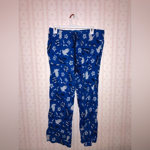 Lightweight Harry Potter sleep pants. Men’s size large - Picture 1 of 4